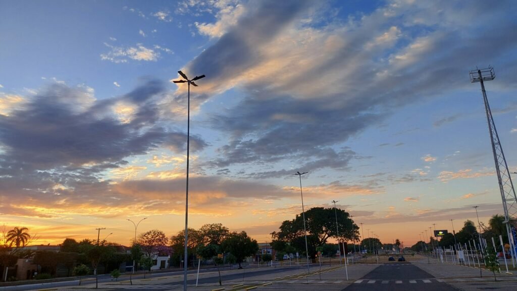 Frente fria se aproxima e eleva risco de chuvas nesta quinta-feira em Três Lagoas