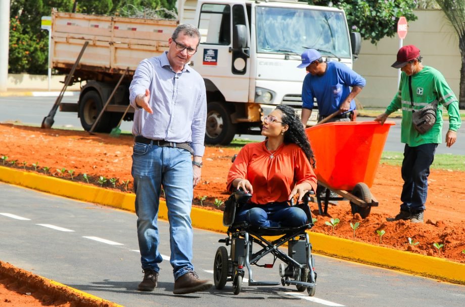 Prefeito Dr. Cassiano Maia inaugura novo estacionamento da Lagoa Maior e entrega melhorias de acessibilidade