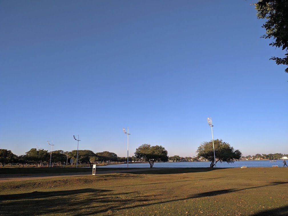 Calor intenso e tempo firme marcam a segunda-feira em Três Lagoas