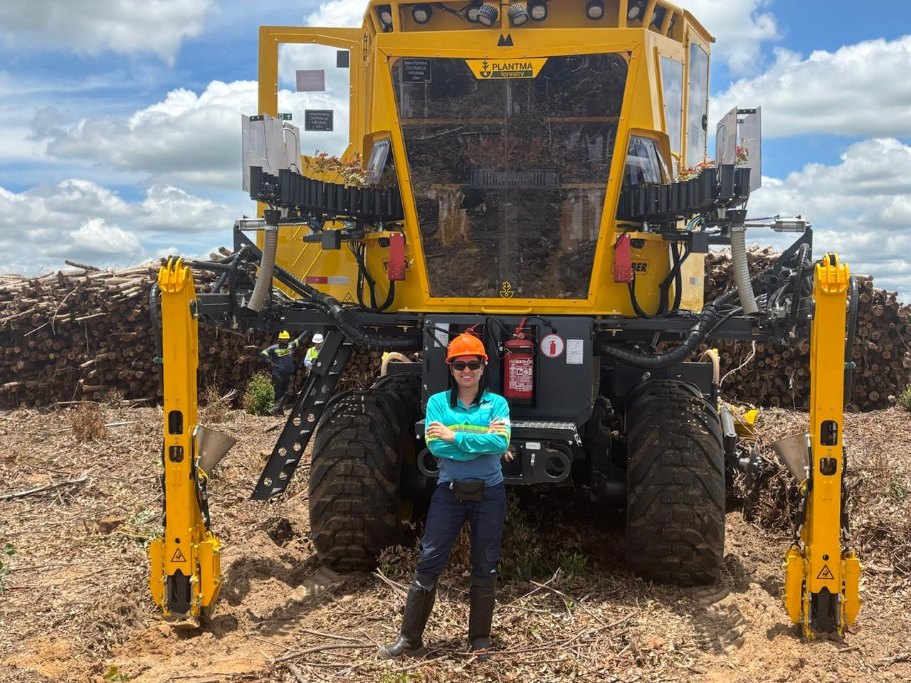 Mecanização impulsiona a silvicultura e abre espaço para mulheres no setor florestal