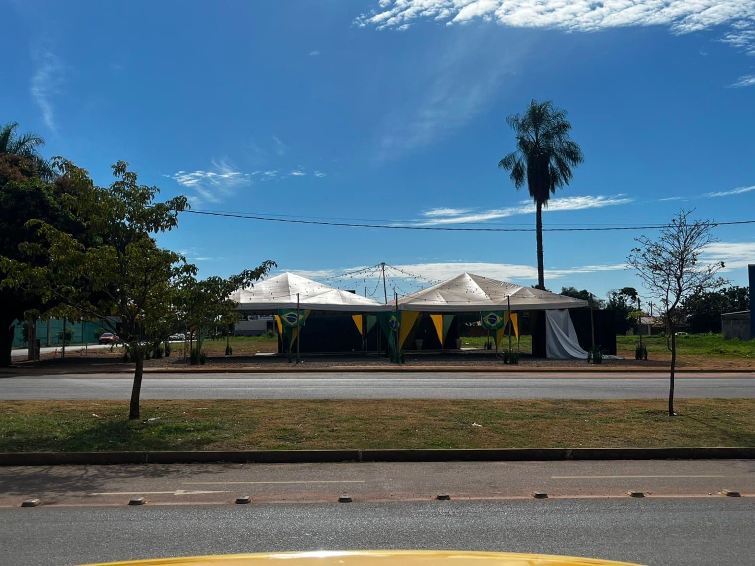 Moradores denunciam perturbação e desordem em lanchonete localizada em avenida