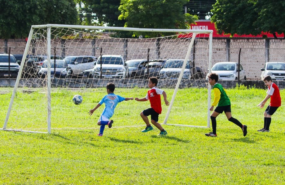 Campeonato Municipal de Futebol de Base terá confrontos decisivos neste fim de semana em Três Lagoas
