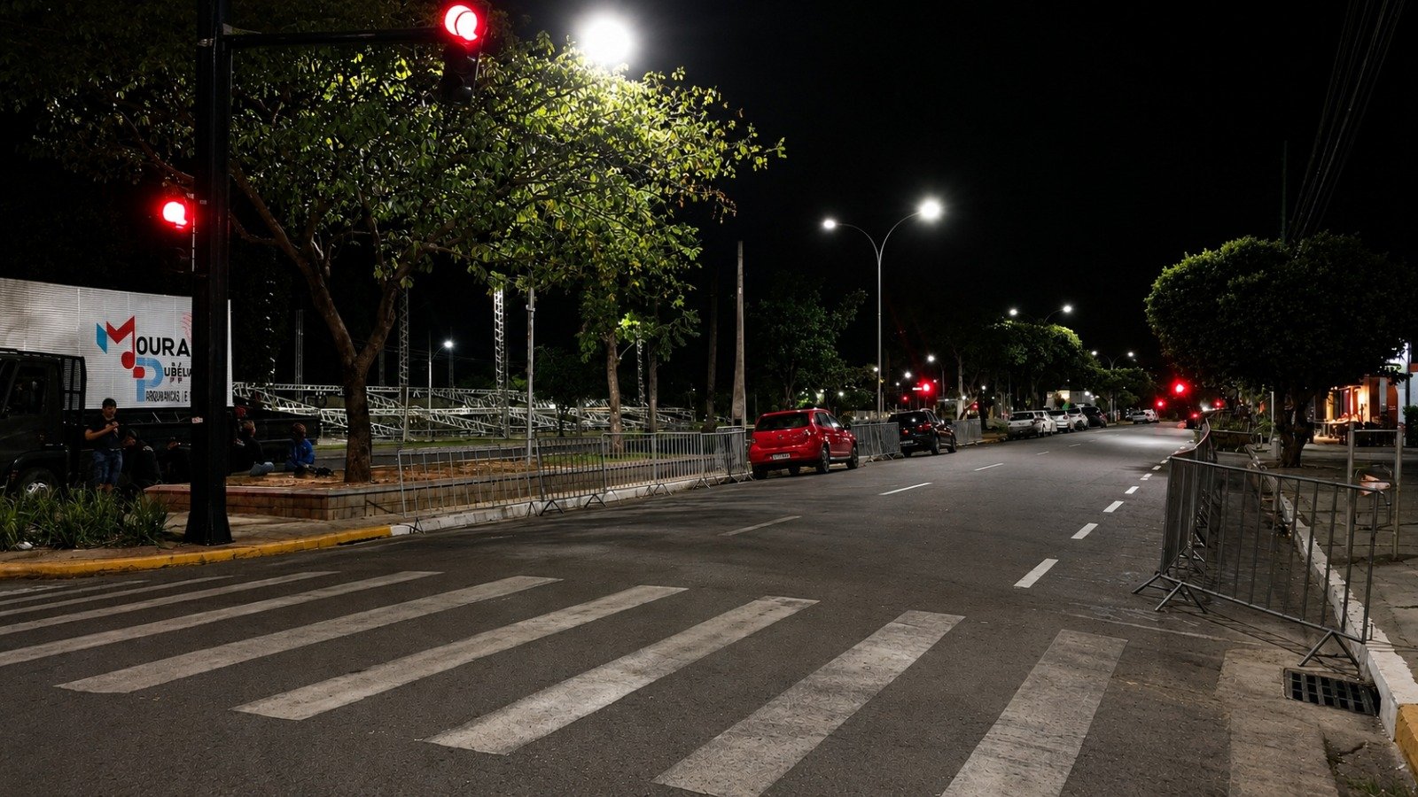A estrutura da 36ª Festa do Folclore já começa a tomar forma em Três Lagoas