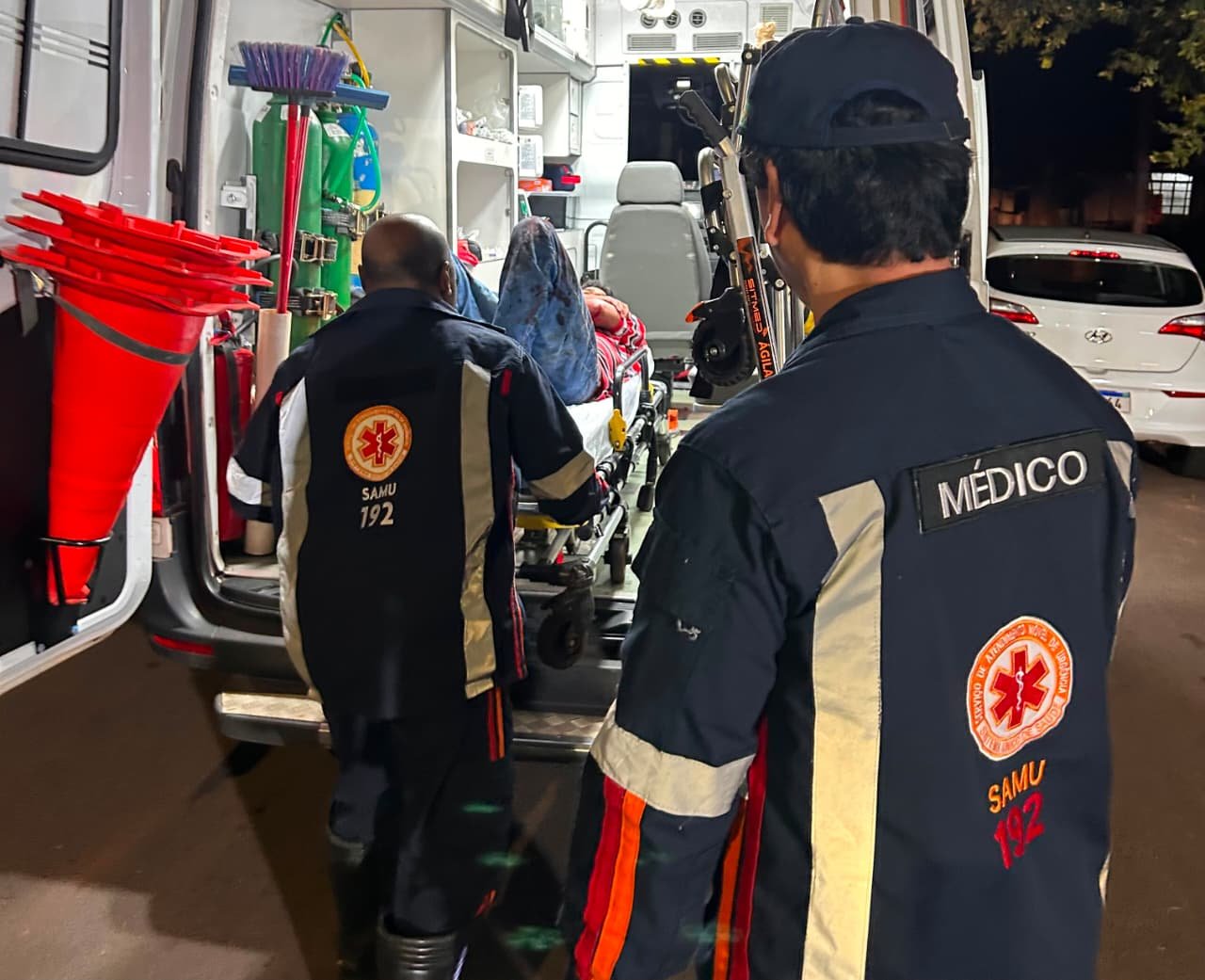 Jovem é baleado ao cobrar dívida e busca refúgio em casa de desconhecidos em Três Lagoas