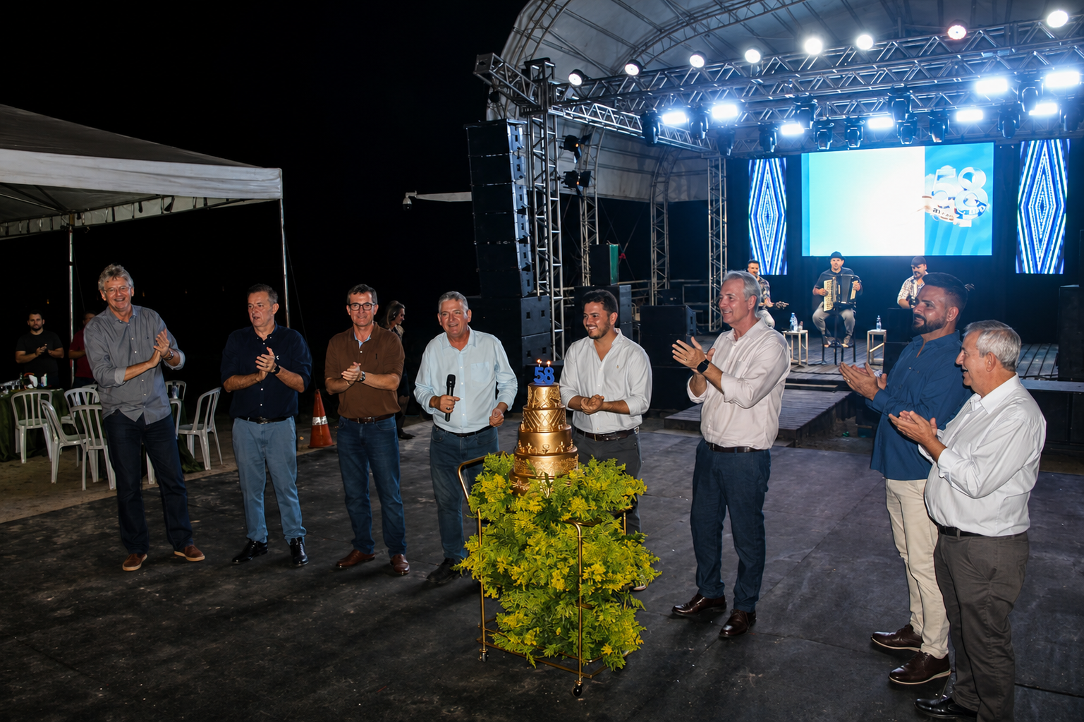 Com festa e grandes anúncios, Nova Estrela comemora 58 anos e anuncia nova loja em Três Lagoas
