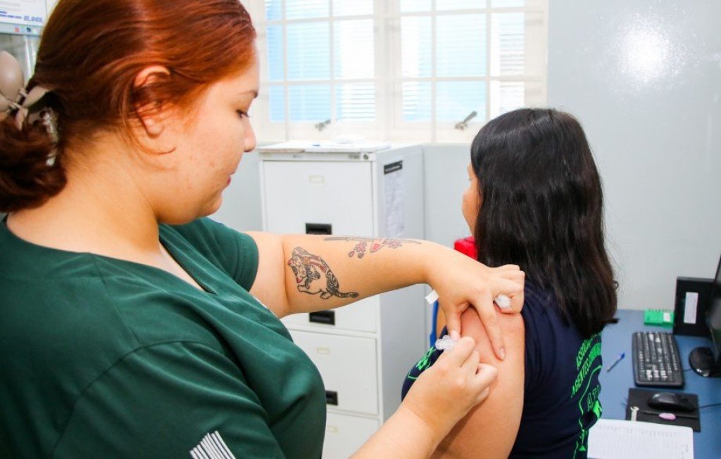 Prefeitura promove campanha de multivacinação em todas as USFs no dia 22 para atualização da caderneta de crianças e adolescentes