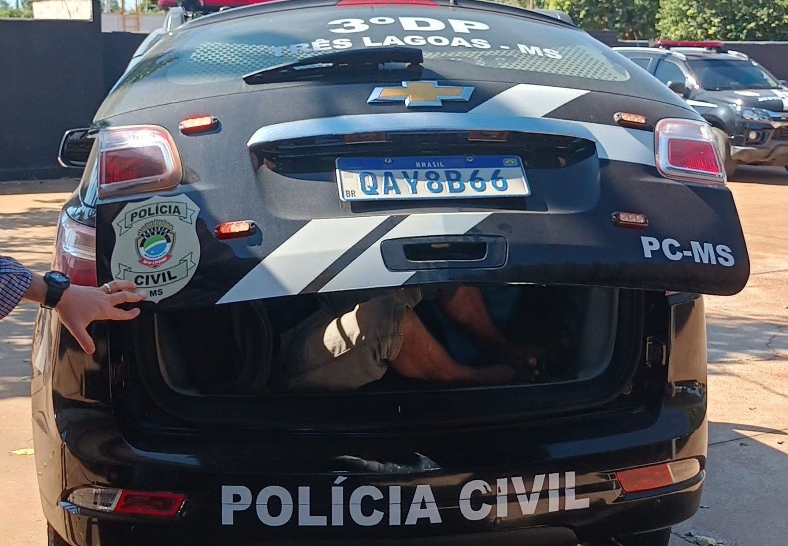 Operação policial prende seis em flagrante na Vila Haro, Três Lagoas