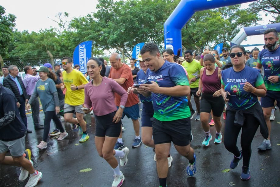 Treinão da Corrida dos Poderes reuniu cerca de 600 participantes em uma manhã de muita atividade física