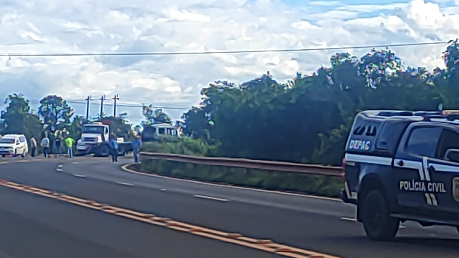 Motorista de carreta morre em tombamento na BR-158 em Três Lagoas