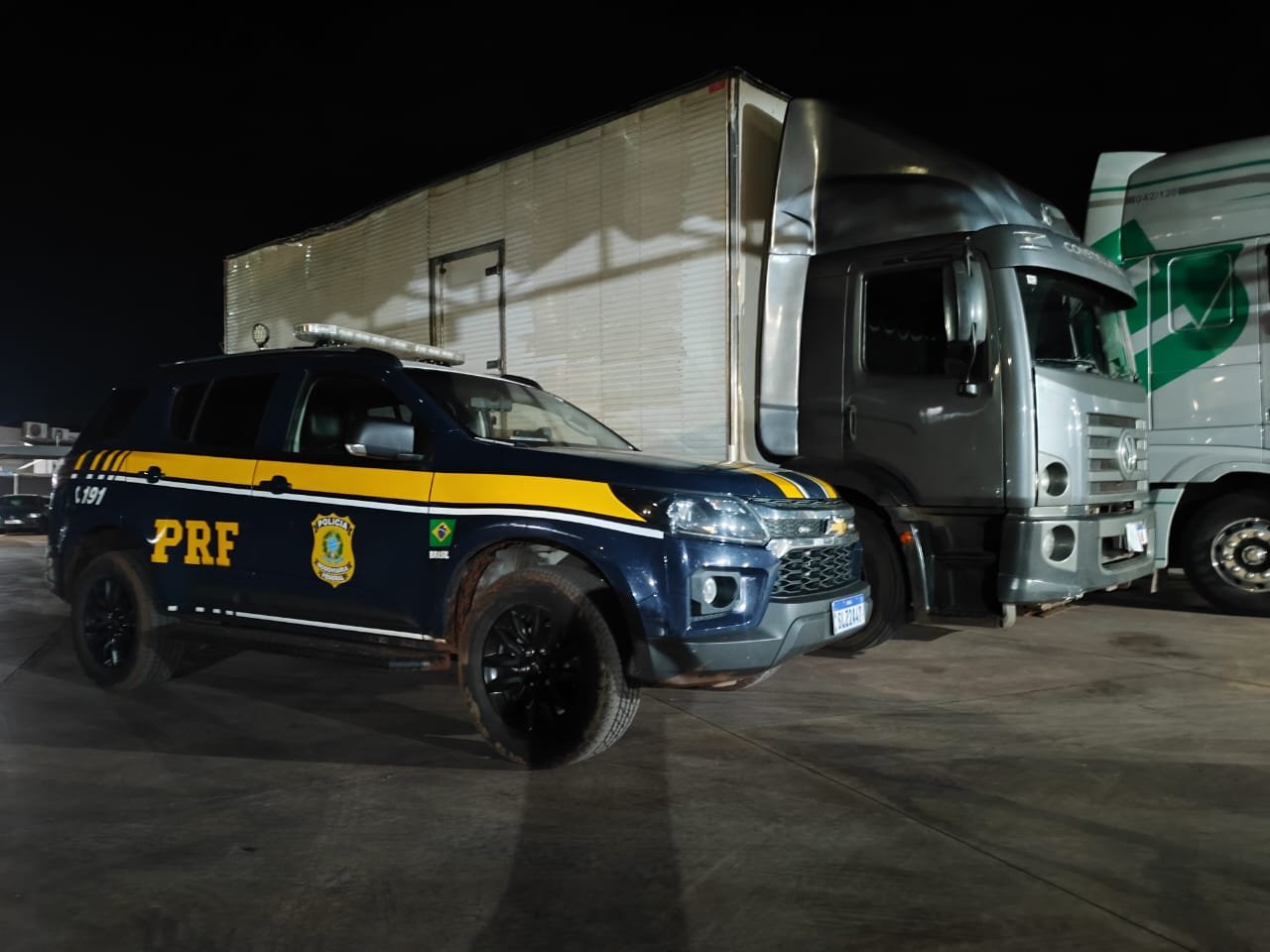 PRF Confisca 20 Toneladas de Mercadorias Contrabandeadas em Três Lagoas e Selvíria