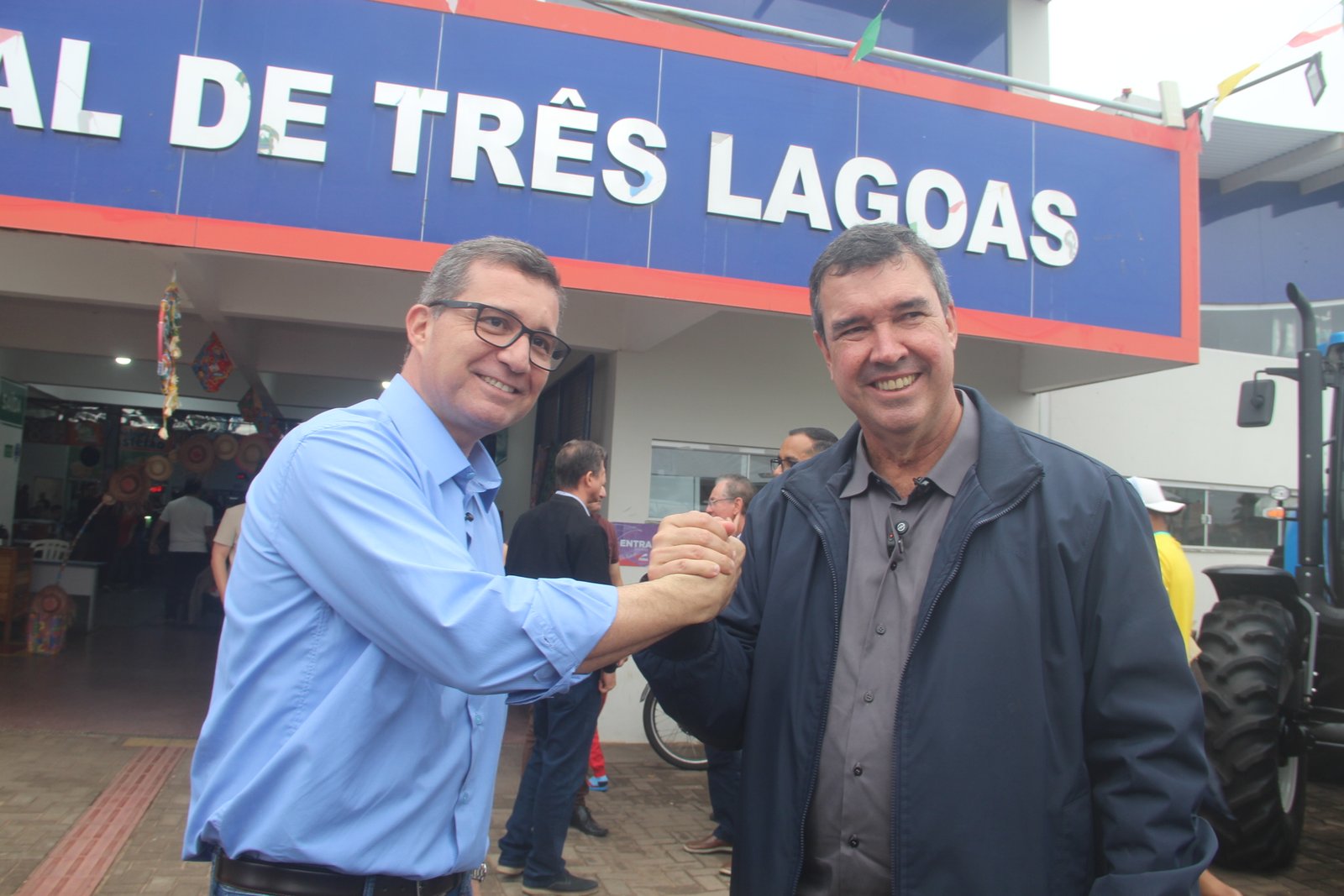 Com forte articulação política, governador e prefeito anunciam ‘pacotão de obras’ na Feira Central de Três Lagoas