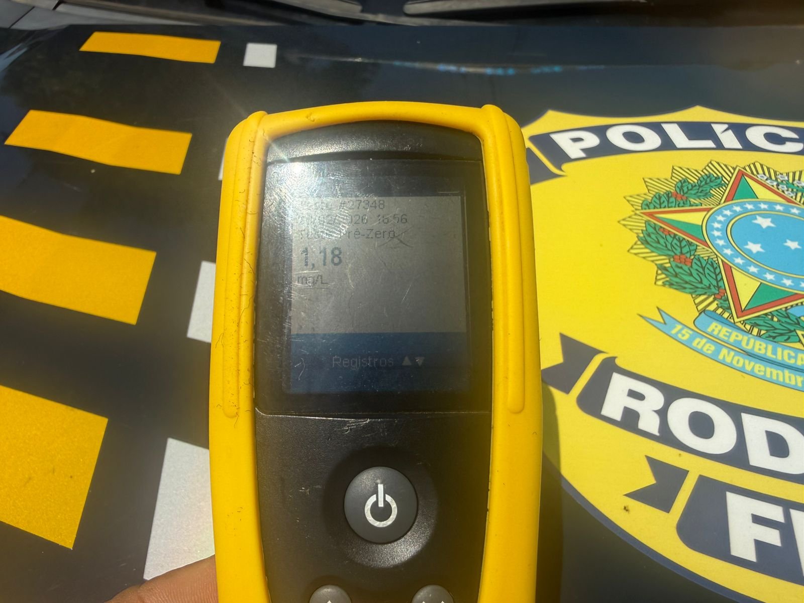 PRF prende motorista embriagado por direção perigosa em Três Lagoas