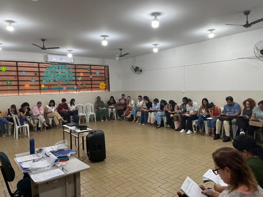 Servidores da SMAS participam de capacitação sobre estilos comportamentais em Três Lagoas